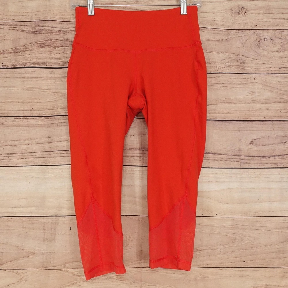 Old Navy Active Leggings Womens S Red Elevate Go-Dry Capri Mesh Knit Yoga Gym